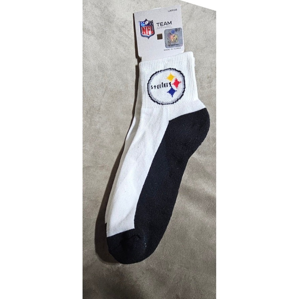 NFL Pittsburgh Steelers Socks Mens Large White Black Crew Athletic Team Apparel
